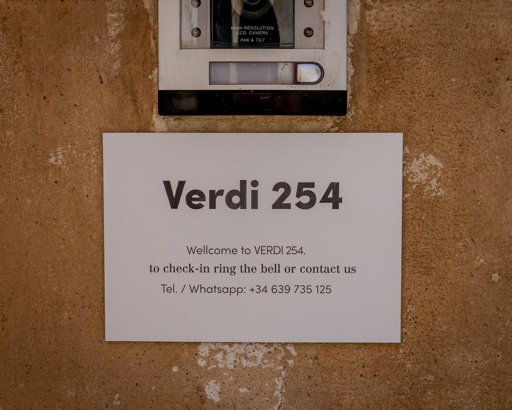 Verdi 254 บาร์เซโลนา ภายนอก รูปภาพ